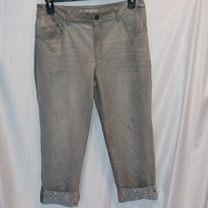 Chico’s Platinum Ankle Embellished 5 Pocket Light Wash Gray Denim Jeans Size 1